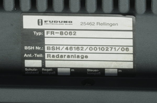 Furuno Radar FR 8062 - BSH Zulassung - kleinstes Profi Gerät - RESERVIERT !