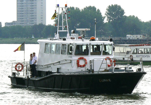 Polizeiboot - Belgien - 2 x 550 PS - Bj. 2000 - 18m - VERKAUFT !!!