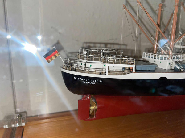 Reederei Schiffsmodell "Schwabenstein"